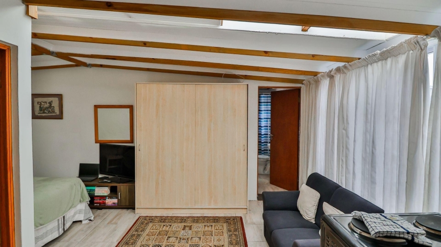 4 Bedroom Property for Sale in Kleinbaai Western Cape